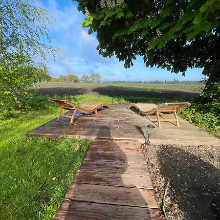 De Rode Zonnehoed Bed & Breakfast 3*